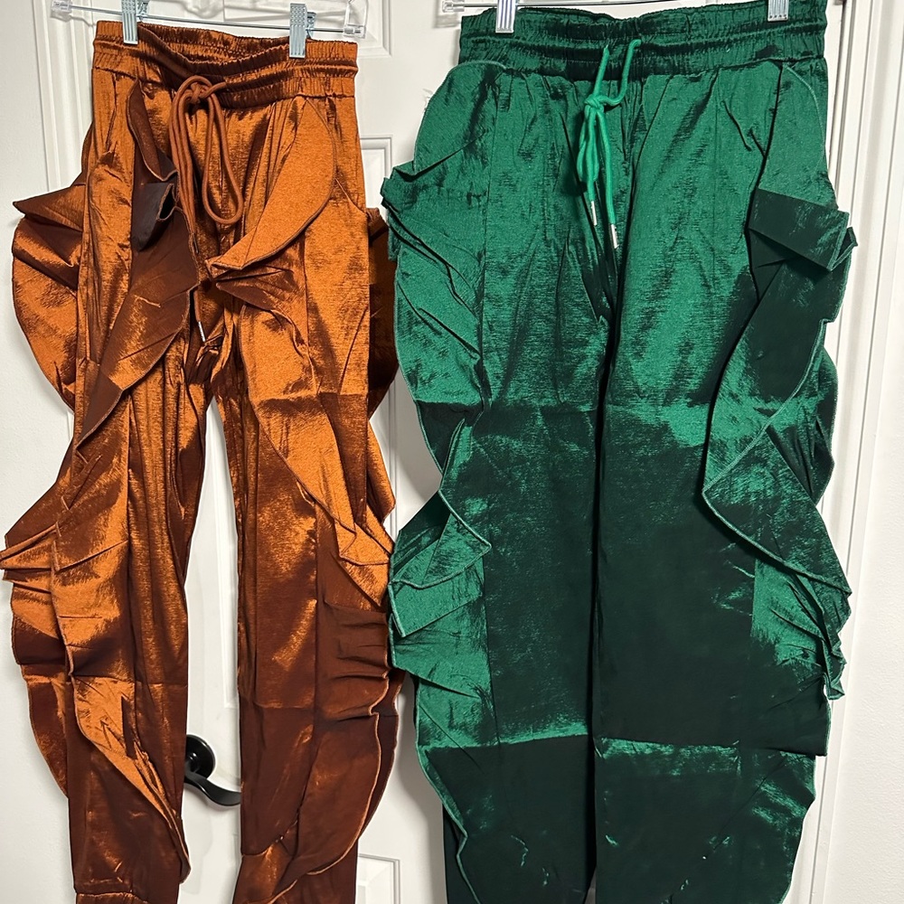 Jazzy Jogger Pants. Pretty ruffles, elastic waist and ankle. Side pockets.